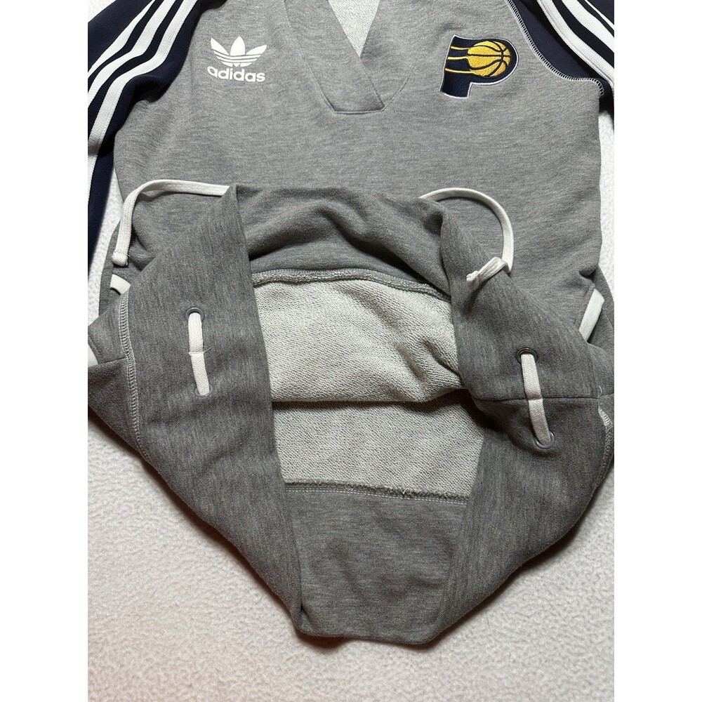 Indiana Pacers Sweatshirt Hoodie Women’s Size Medium Long Sleeve NBA Basketball - Picture 4 of 8
